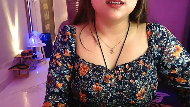 Mitikaa Live XXX-Chat