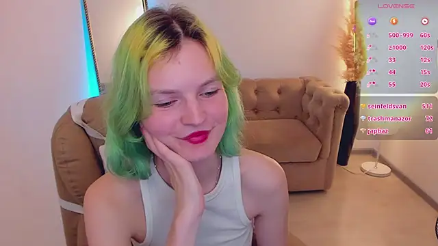 Lika_Sky Adlı Modelin Canlı XXX Sohbeti