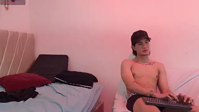 sweetauracouple Live XXX-Chat
