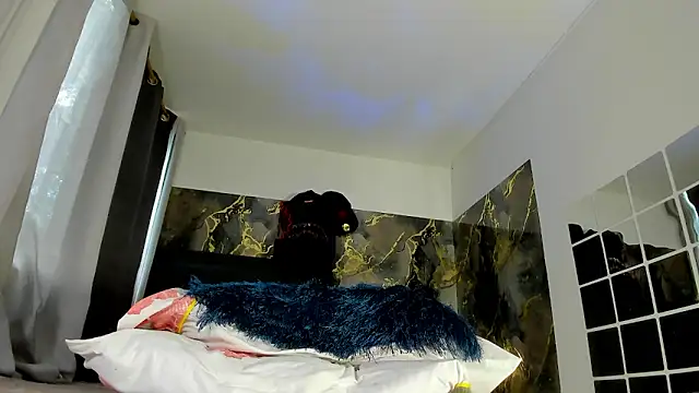 ronnie_7777のライブXXXチャット