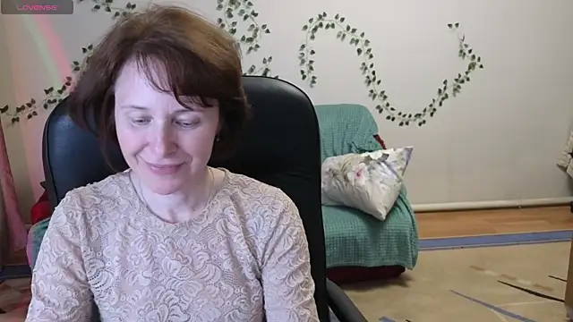 Chat +18 de Lia_Tito ao vivo