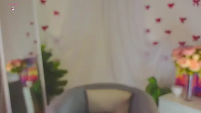 AlishaWolfertz 现场XXX聊天
