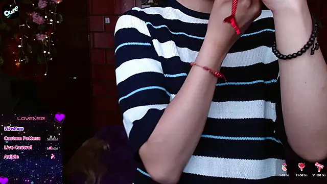 MidoriQuiinnのライブXXXチャット
