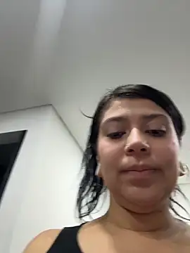 Chat +18 de emilyjohanson ao vivo