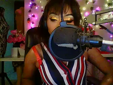 Anaconda2350's Live XXX Chat