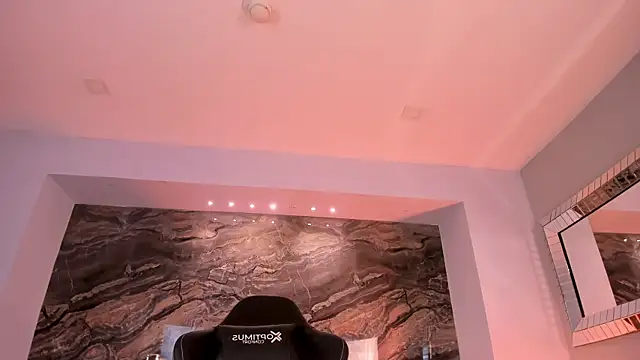 KylaMorrison 现场XXX聊天
