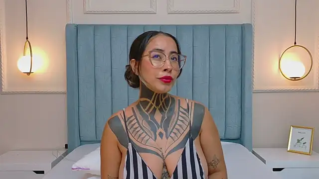 Czat XXX na żywo – NicoleBlum