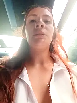 Samyra_Biker12's Webcam Show