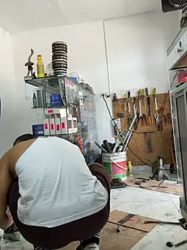 Paul22cm- 现场XXX聊天
