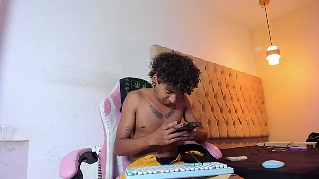 Show de KellUnfiltered na webcam