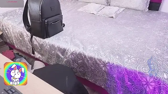 michacosio Adlı Modelin Canlı XXX Sohbeti