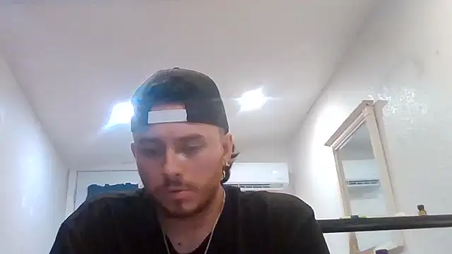 Show de tallhungcloudzz na webcam