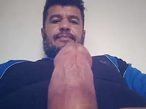 tarra122's Live XXX Chat
