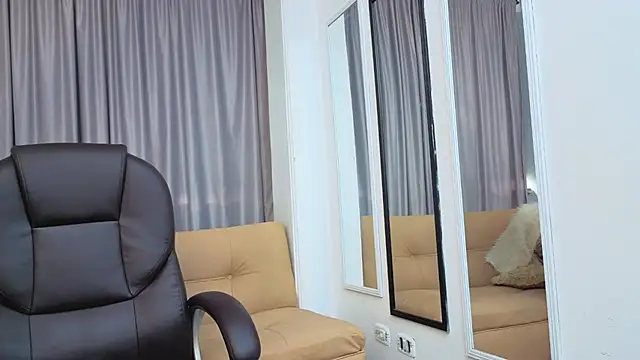 Jesika_Jones – Naživo XXX chat