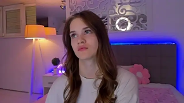 Chat XXX en directo de LuisaClover