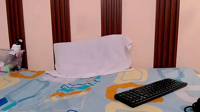 kimberly18cute – Naživo XXX chat