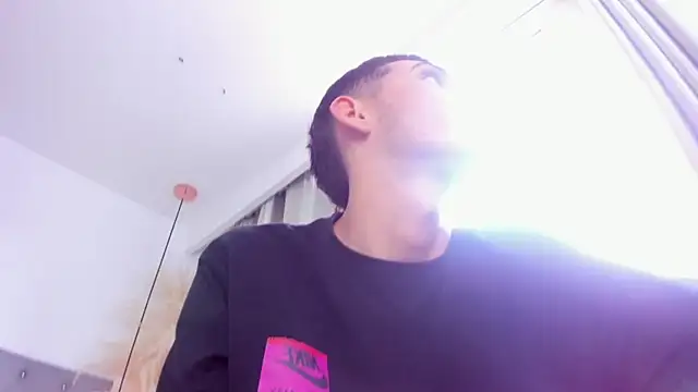 XXX chat uživo modela your_d0ll1