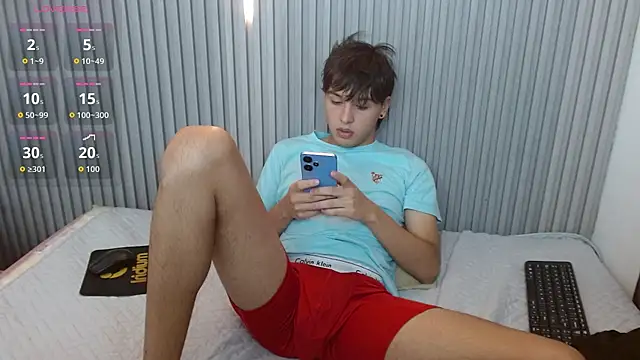 StiwenTwink Webcamshow