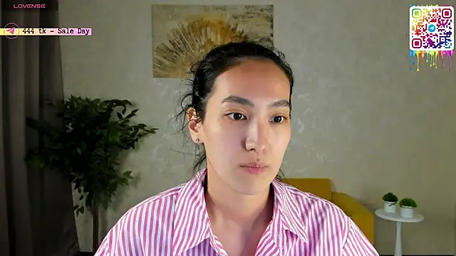 FlirtyAura Chat XXX live
