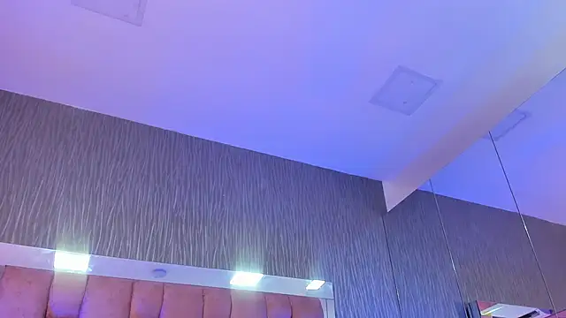 Emily_FlameのライブXXXチャット