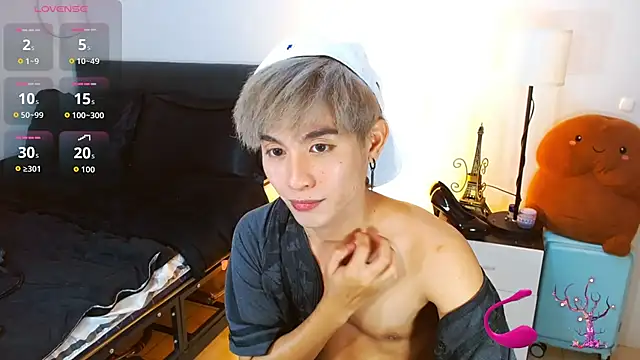 WildestTwinkn Live XXX chat