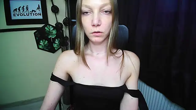 EmillyPlay live XXX chat