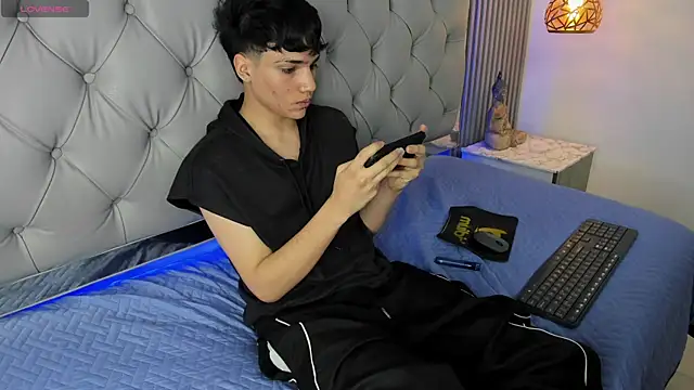 SamBlack_'s Webcam Show