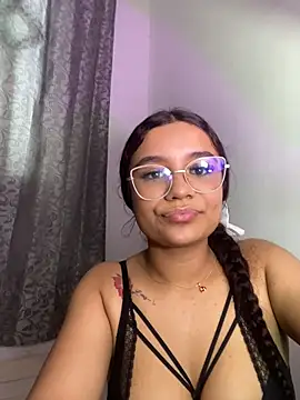 دردشة KITTY914 الجنسية المباشرة