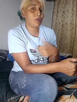 Goodgirlsue_77's Webcam Show