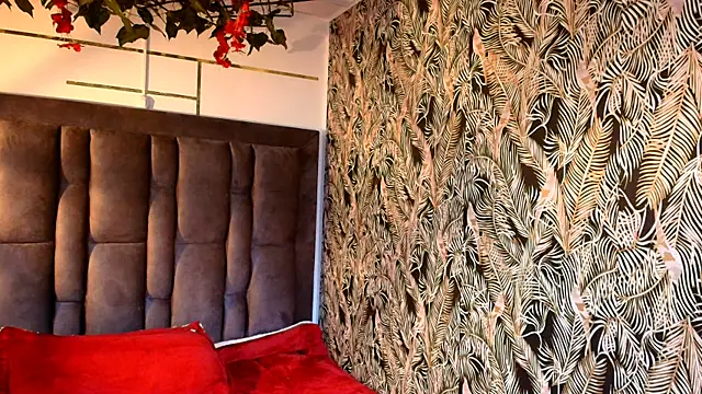 Zia_Green Adlı Modelin Canlı XXX Sohbeti