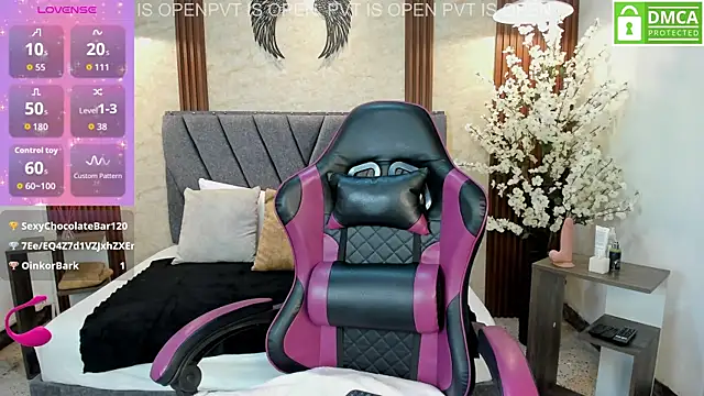 Chat XXX en directo de Atiena_