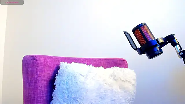 ALICEBLOOOM Webcam show