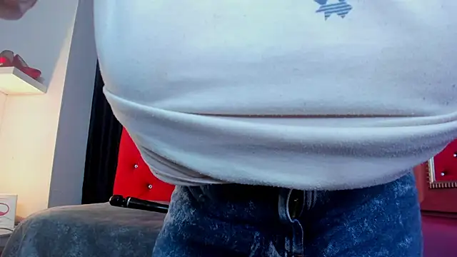ScarletBigTitties Live XXX Chat