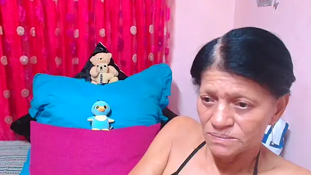 SLUTTYROXY's Webcam Show