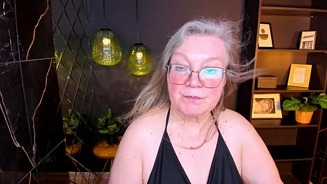 NataliMellow's Webcam Show