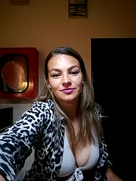 AvaCherryn Live XXX chat