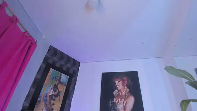 Ciara_HotTs Pertunjukan Webcam