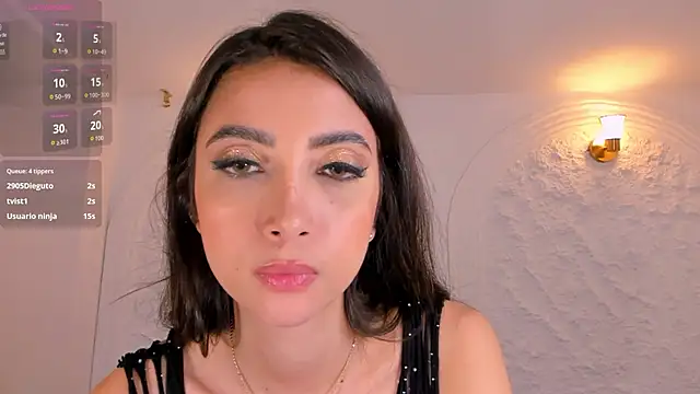 ValeriaVelvet 现场XXX聊天