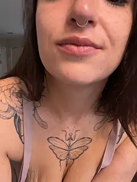 SafeinouterSpace Show in webcam
