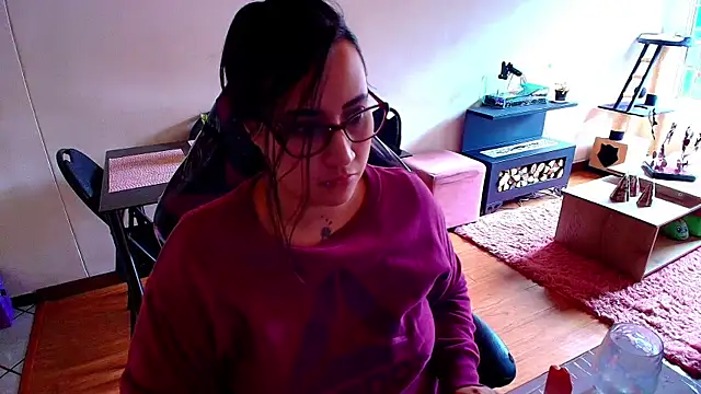 cherryy_bombshelll's Live XXX Chat