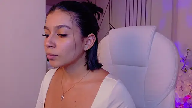 Онлайн чат XXX AlyssaRay