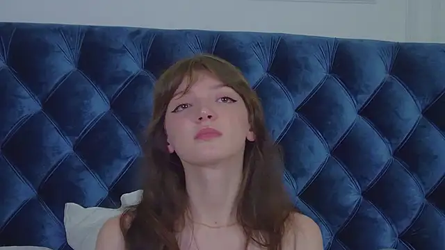 SophiaProve's Live XXX Chat