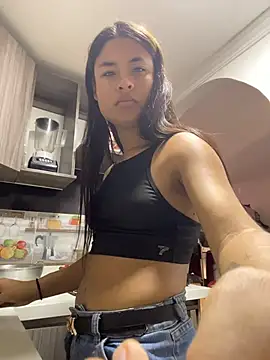 Онлайн чат XXX Romie_rous
