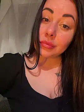 DaisyStreet's Live XXX Chat
