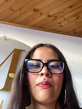 Chat XXX en directo de Cloe_pink1