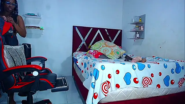 Chat XXX en directo de DanisaBrown