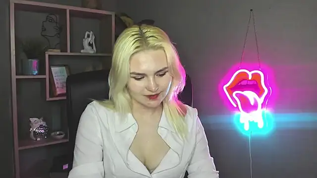 SweetLilyxo Adlı Modelin Canlı XXX Sohbeti