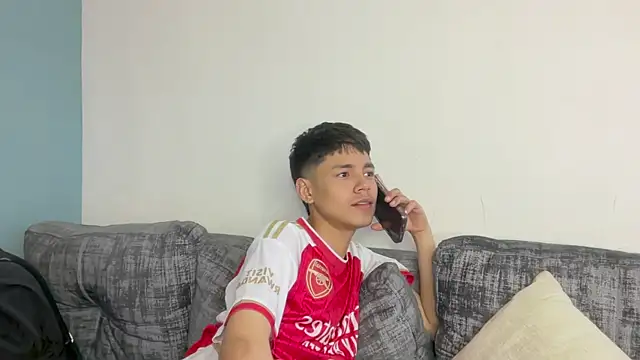 Andy_Belier23 Adlı Modelin Web Kamerası Şovu