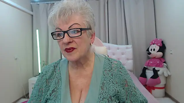 Chat XXX en directo de KayleSmoll