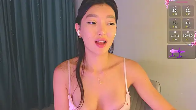 AudreyMellのライブXXXチャット